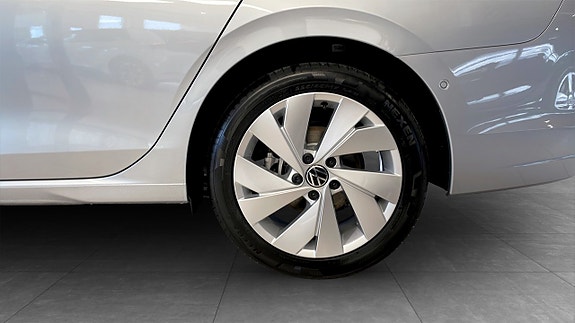 Volkswagen Golf I 6 of 15