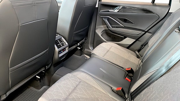 Volkswagen Tiguan 11 of 15