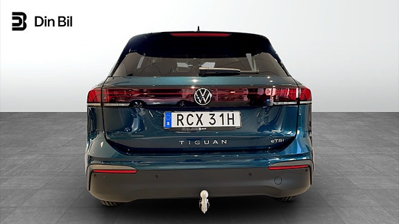 Volkswagen Tiguan 5 of 15