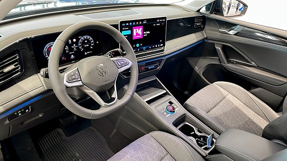 Volkswagen Tiguan 7 of 15