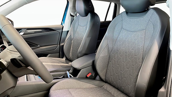 Volkswagen Tiguan 8 of 15