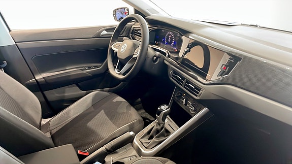 Volkswagen Polo 7 of 12