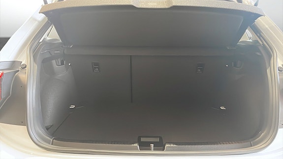 Volkswagen Polo 12 of 12