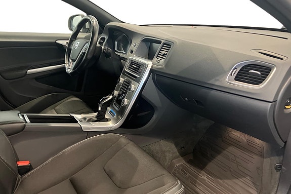Volvo V60 7 of 21