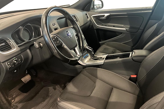 Volvo V60 14 of 21