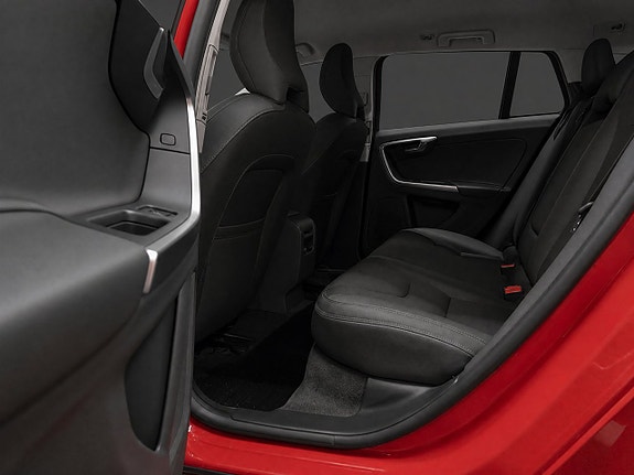 Volvo V60 16 of 18