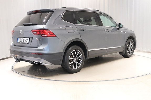 Volkswagen Tiguan Allspace 4 of 11
