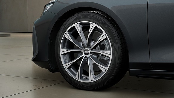 Audi A6 4 of 11