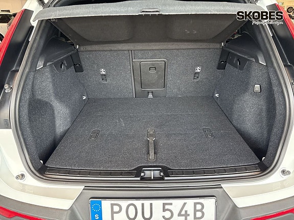 Volvo XC40 17 of 20