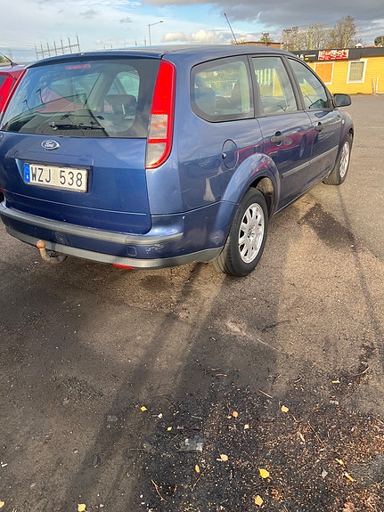 Peugeot 206 2 of 5