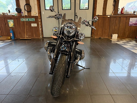 BMW Motorrad R18 1800 FIRST EDITION 87 MIL EV BYTE 4 of 21