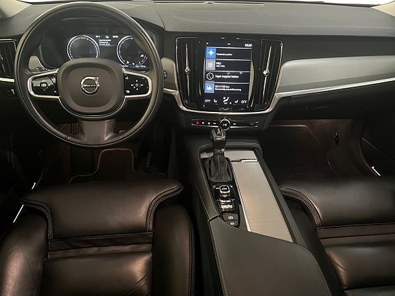 Volvo V90 5 of 14