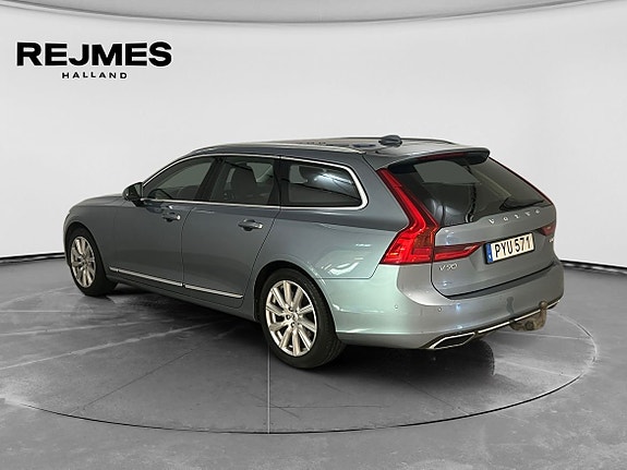 Volvo V90 2 of 14