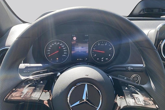 Mercedes-Benz Sprinter 319 10 of 17