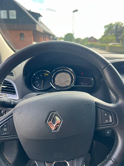 Renault Megane III 8 of 10
