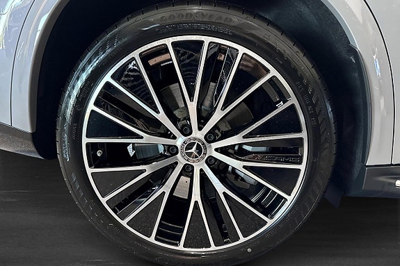 Mercedes-Benz GLC400 5 of 15