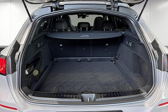 Mercedes-Benz GLC400 13 of 15