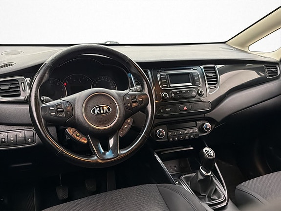 Kia Carens 13 of 29