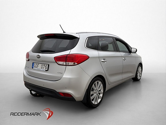 Kia Carens 8 of 29