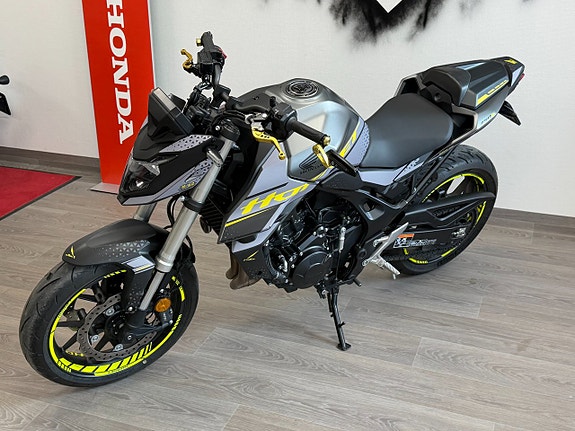 Honda Hornet 750 BoF Edition 4 of 5