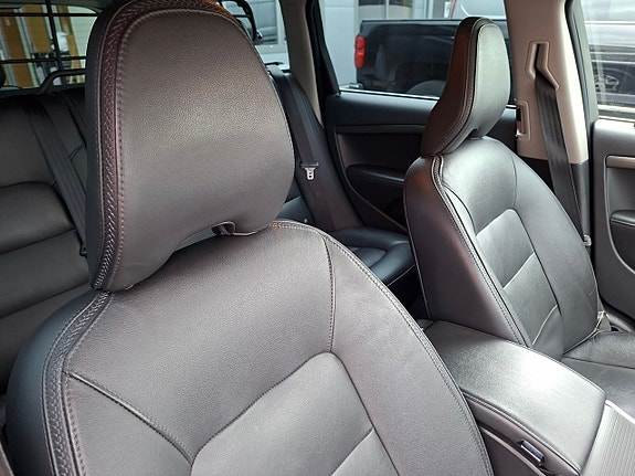Volvo XC70 16 of 18