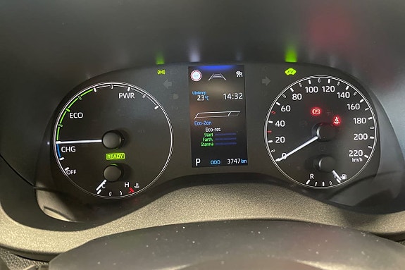 Toyota Yaris 16 of 21