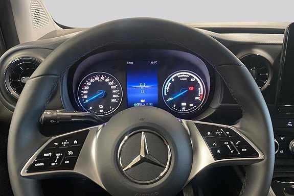 Mercedes-Benz eCitan 10 of 16