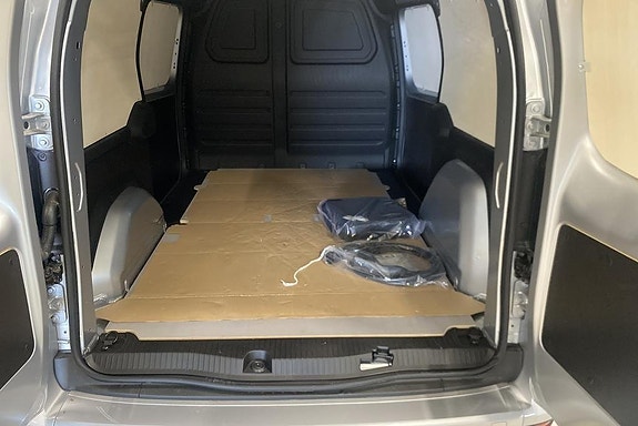 Mercedes-Benz eCitan 14 of 16