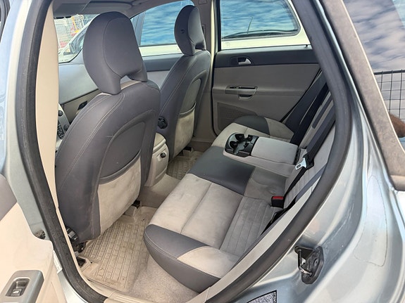Volvo V50 21 of 27