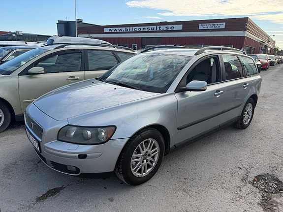 Volvo V50 25 of 27
