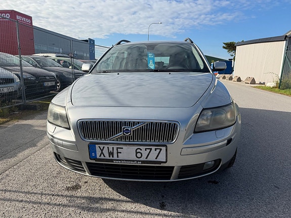 Volvo V50 7 of 27