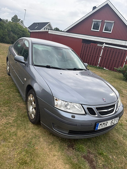 Saab 9-3 2 of 5