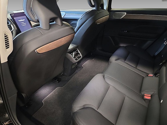 Volvo ES90 10 of 11