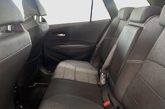 Toyota Corolla 10 of 13