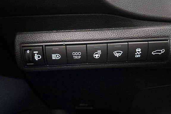 Toyota Corolla 13 of 13