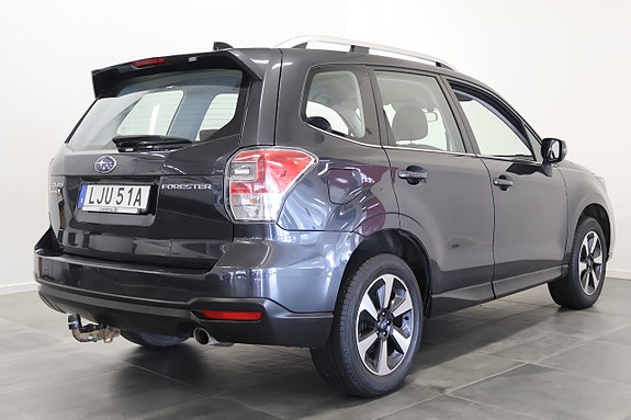 Subaru Forester 2 of 8