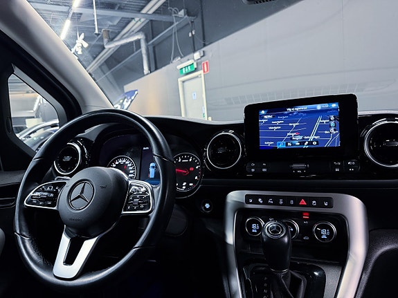 Mercedes-Benz T180 d 11 of 20