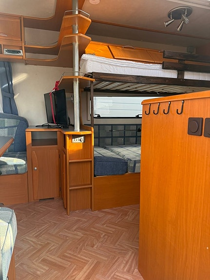 Adria Unica C 743 PU 4 of 17