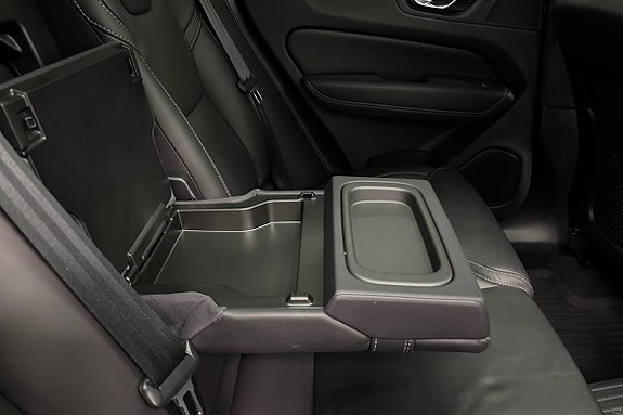 Volvo XC60 18 of 23