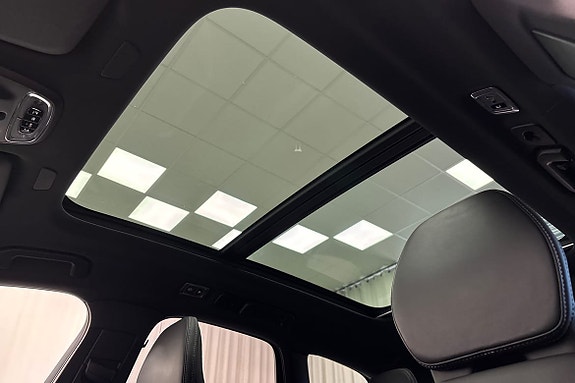Volvo XC60 22 of 23