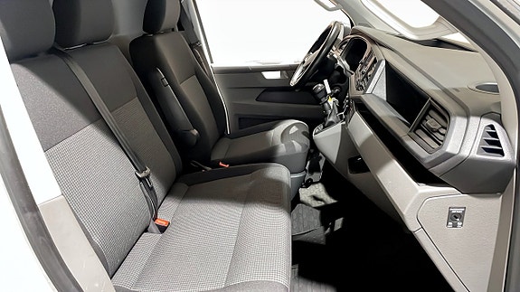 Volkswagen Transporter 11 of 13