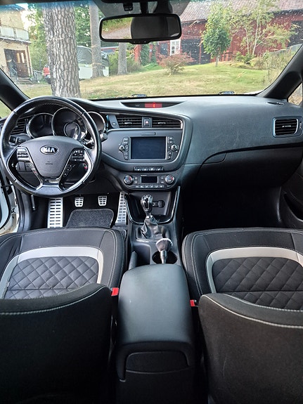 Kia Ceed 6 of 9