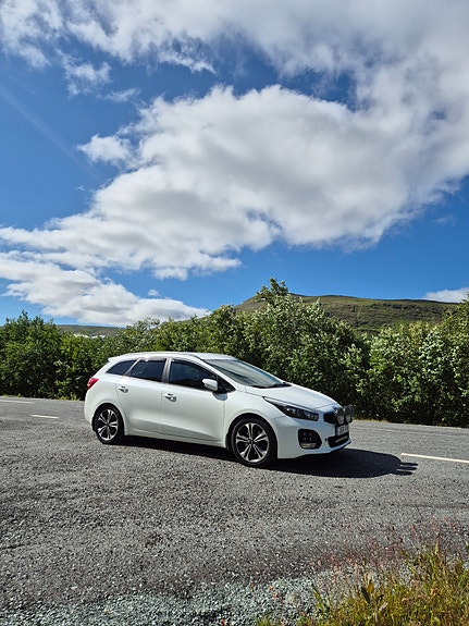 Kia Ceed 2 of 9
