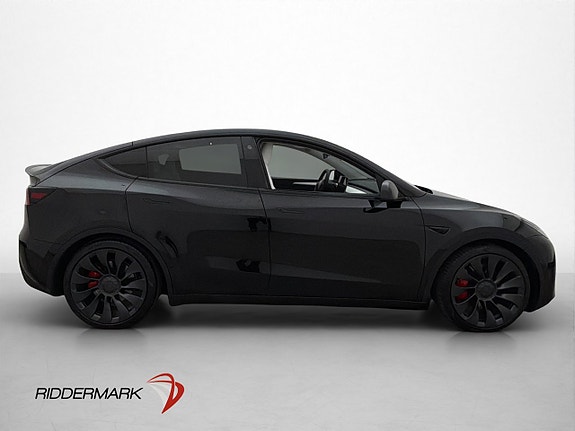 Tesla Model Y 5 of 30