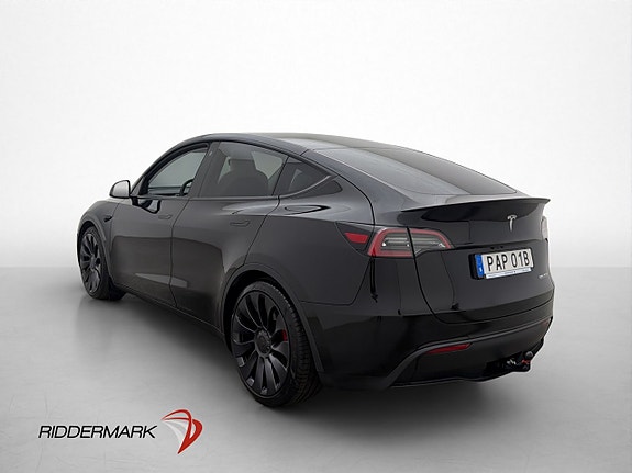 Tesla Model Y 9 of 30
