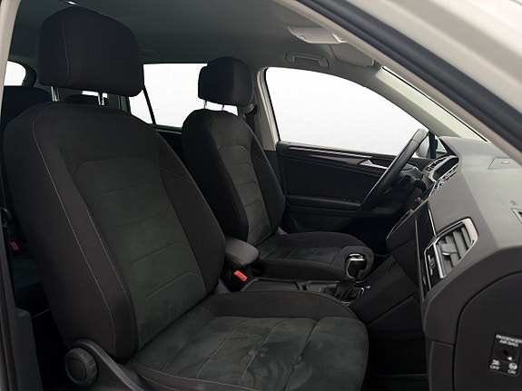 Volkswagen Tiguan 26 of 30
