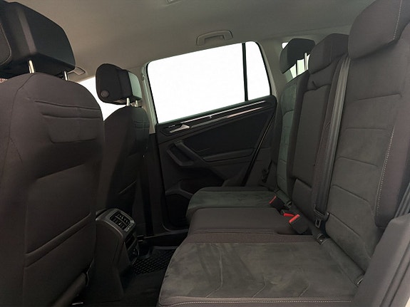 Volkswagen Tiguan 27 of 30