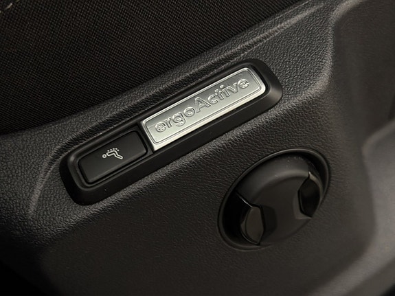 Volkswagen Tiguan 14 of 30