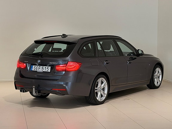 BMW 320d 12 of 13