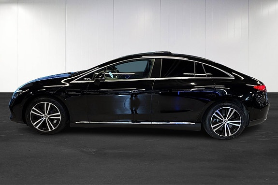 Mercedes-Benz EQE300 7 of 22